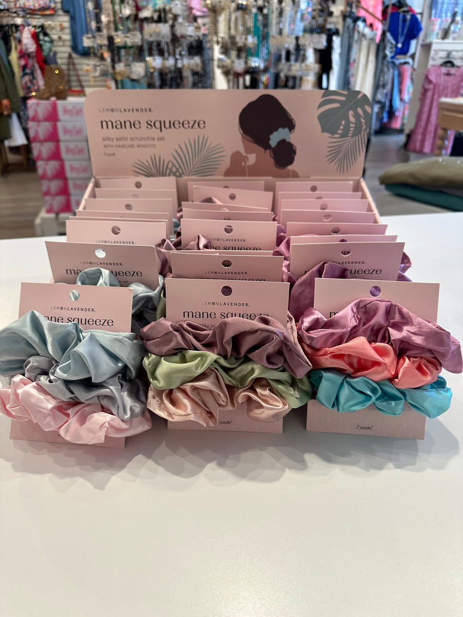 Silky Satin Scrunchie Set – Simply Chic Monogram Boutique  display picture 3