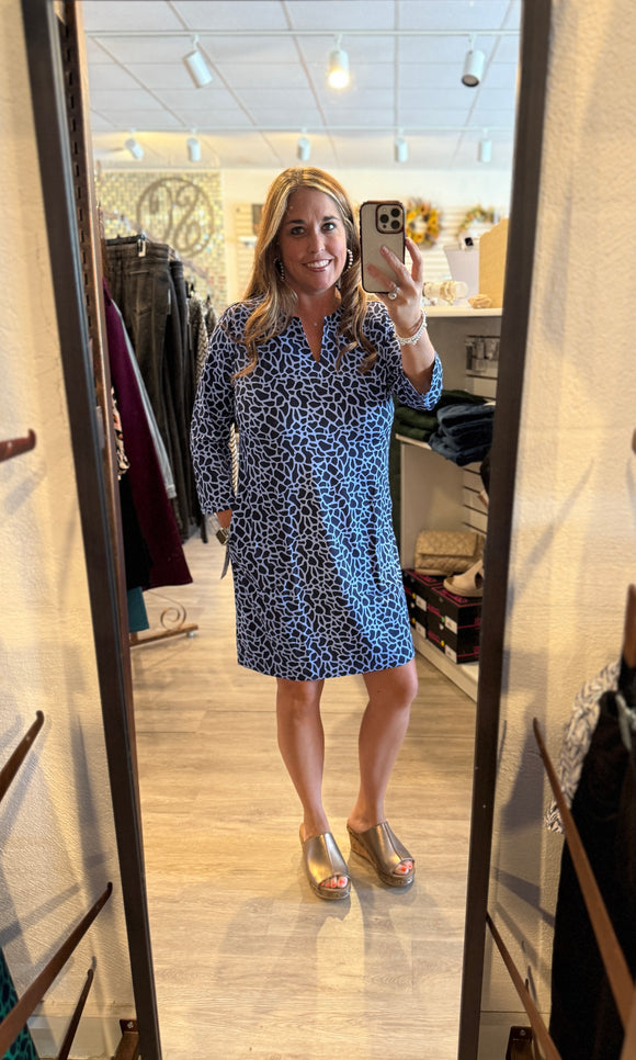 Lulu-B V-Neck Travel Dress
