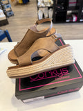 Corky’s K Bye Wedge- Tan