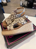 Corky’s K Bye Wedge- Tan Sparkle Leopard