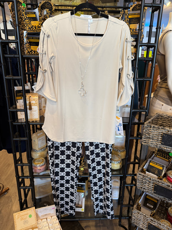 LuLu-B 3/4 Sleeve Grommet Top