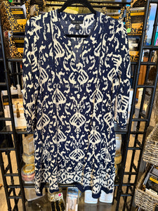 3/4 SLV DRESS W/BORDER PRINT- Jet Blue