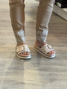 Khaki Fray Ankle Embroidered Jeans HOP261131