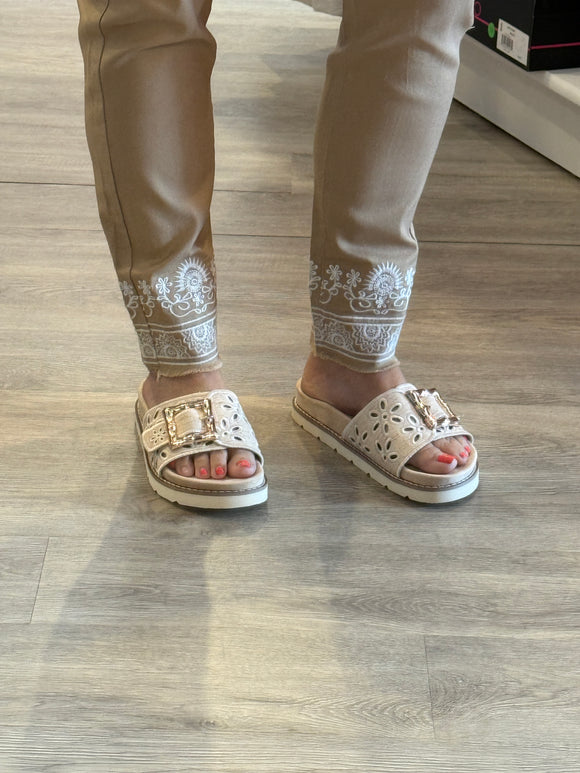 Khaki Fray Ankle Embroidered Jeans HOP261131
