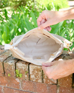 Paxton Crossbody with Pockets Pearl PB
P38483