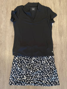 Black S/S V NECK TOP