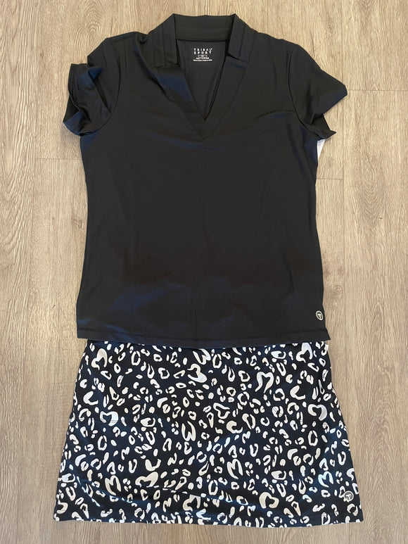 Black S/S V NECK TOP
